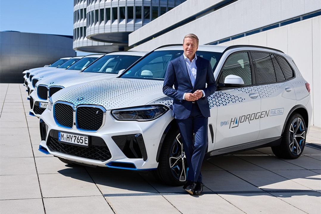 BMW to launch series production FCV in 2028