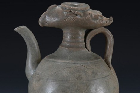 Artifacts reflecting Chinese liquor culture on display in Guangdong