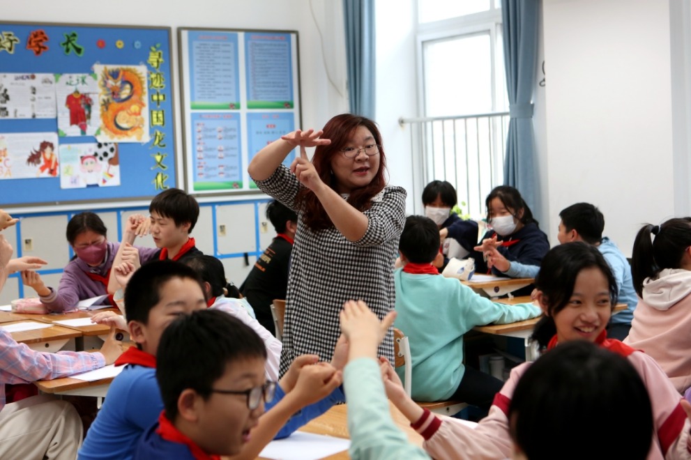 Ministry unveils steps to make China an educational powerhouse