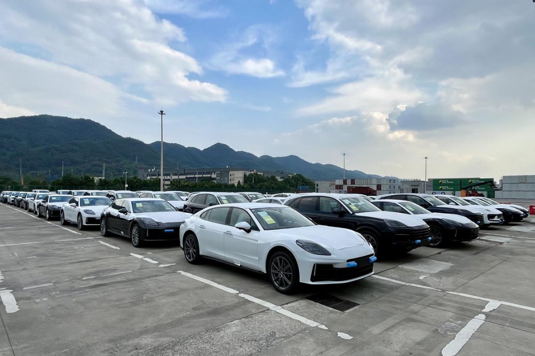 Chongqing emerges as China's top inland vehicle port