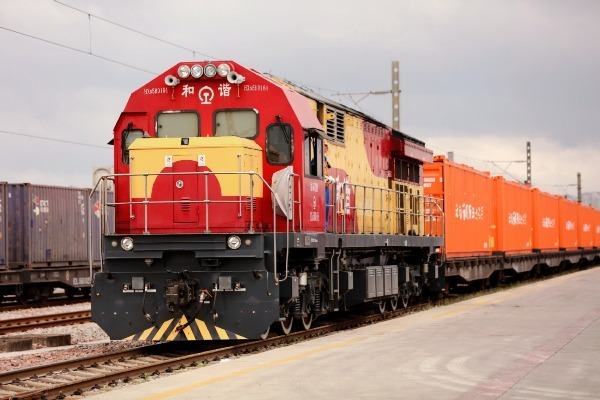 China-Laos Railway sees passengers from over 100 countries, regions