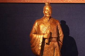 Jiangsu exhibition delves into Dong Zhongshu’s life and Confucian culture