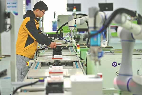 China's high-tech manufacturing sector profits up 6.3% YoY in Jan-Sep, showing resilience: NBS