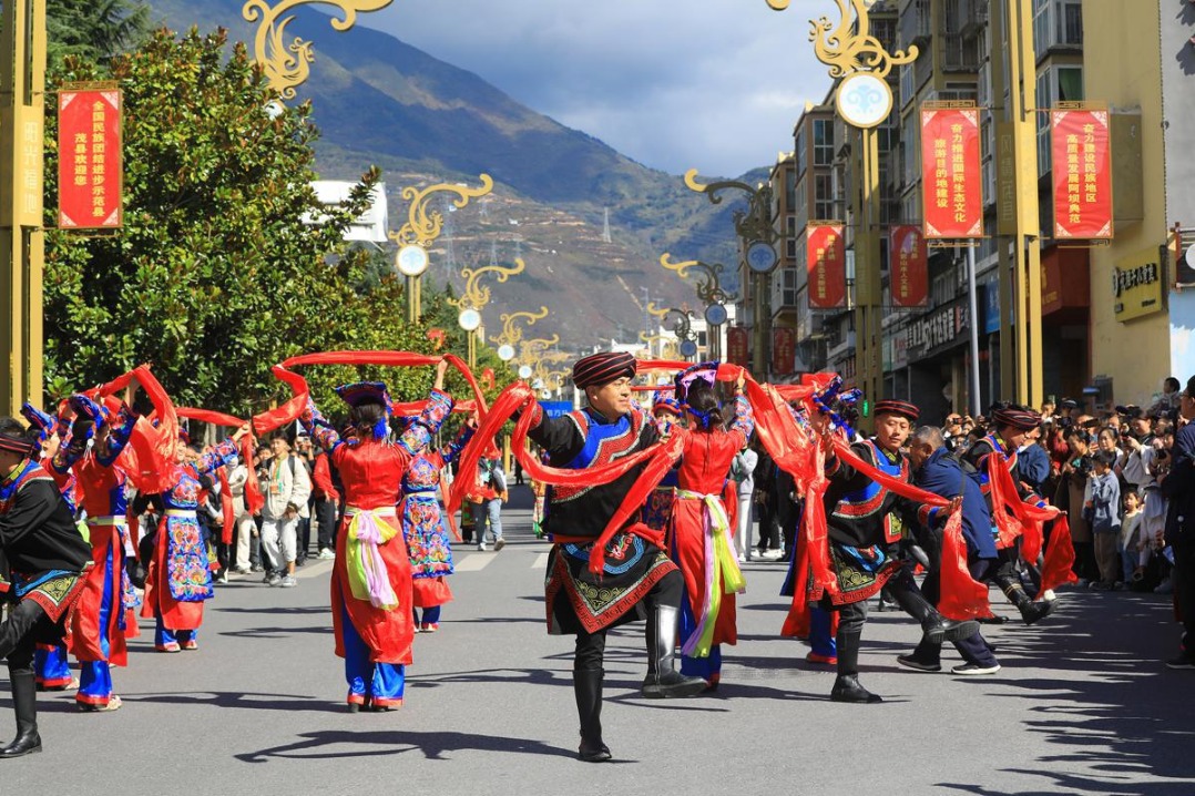 Qiang New Year celebrated in Sichuan's Maoxian