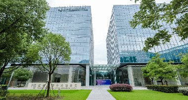 Free access to office space at Hongqiao Intl Central Legal-services District