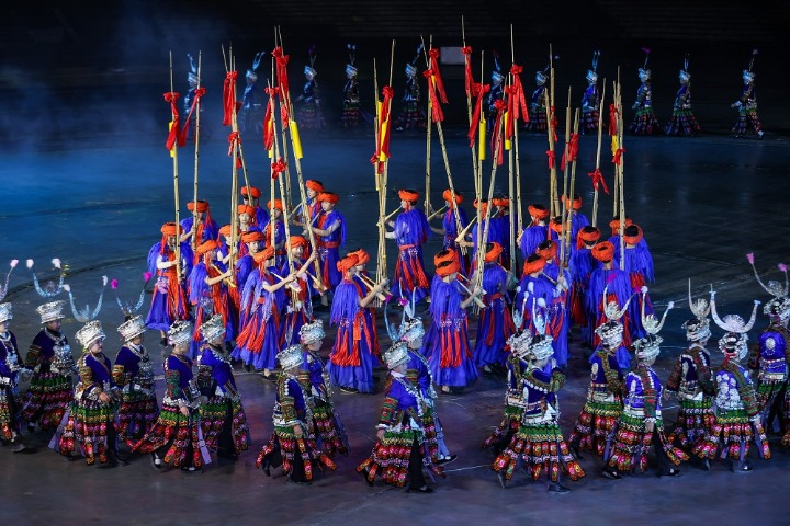 Breathtaking display of Miao culture on stage