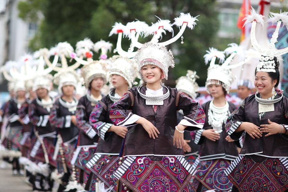 The hundred-bird coat: A cultural treasure of Guizhou