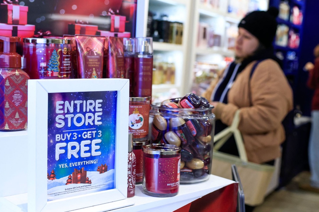 Chinese firms, shoppers join Black Friday frenzy as e-commerce bridges borders