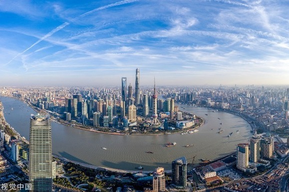 Shanghai's Pudong New Area unveils measures to facilitate work, life of foreign talents