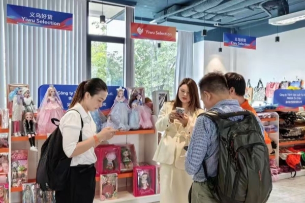 Yiwu premium products hit Vietnamese market