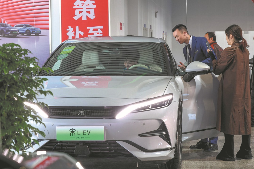 China's new energy passenger car sales surge in November