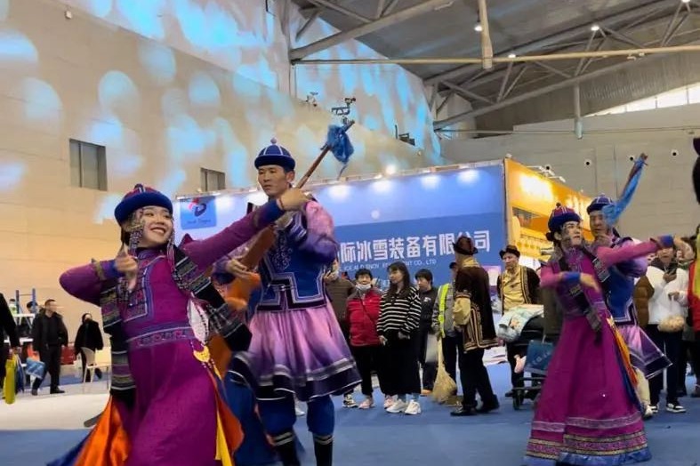 Xinjiang Winter Expo closes, focuses on tourism growth