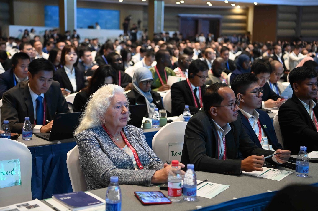 Hainan holds global forum on energy sector