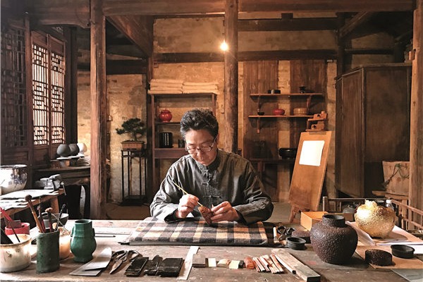 Guarding lacquerware's lustrous legacy