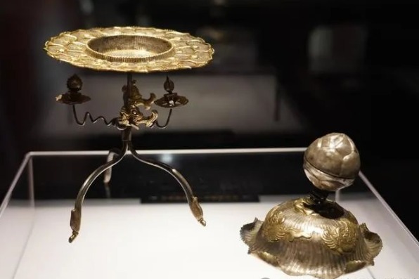 Gilded silver salt stand reveals Tang Dynasty tea culture