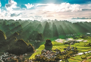 Guizhou's Wanfenglin Scenic Area rated national 5A level