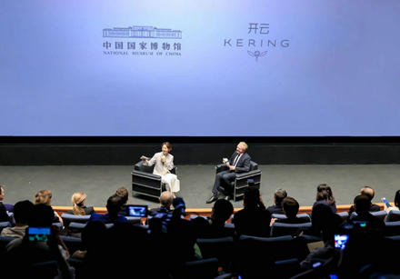 Fashion chief shows how art brings people together