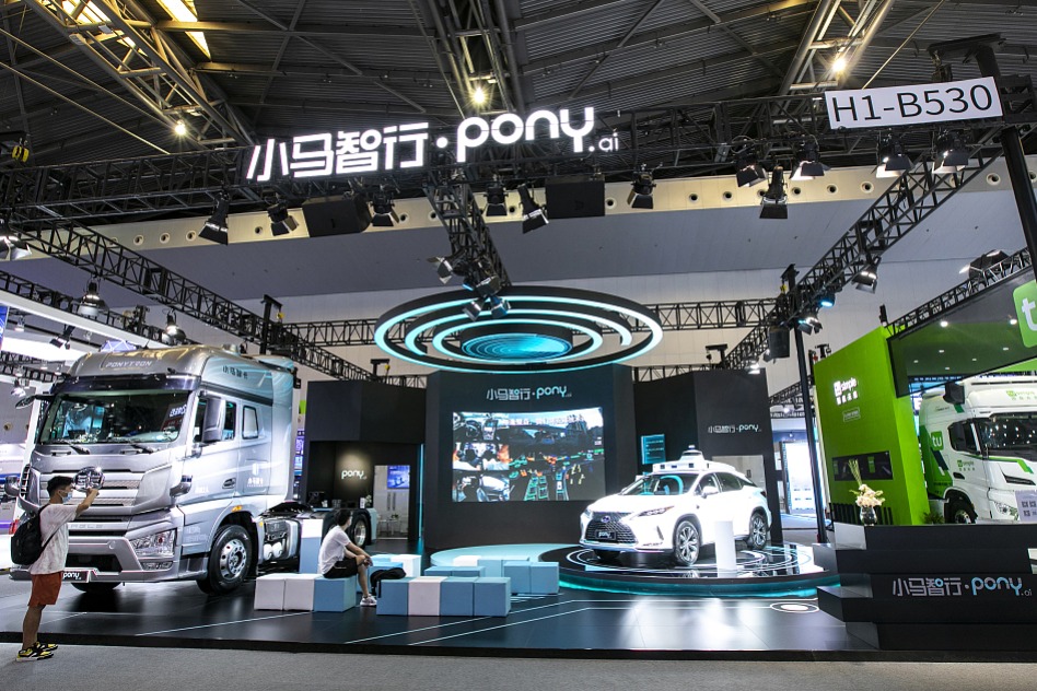 China's burgeoning autonomous driving industry fuels robotaxi use, development