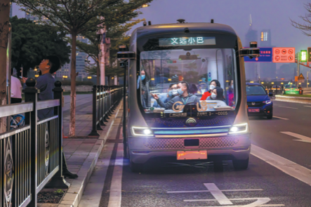 WeRide's Robobuses start operations in Guangzhou