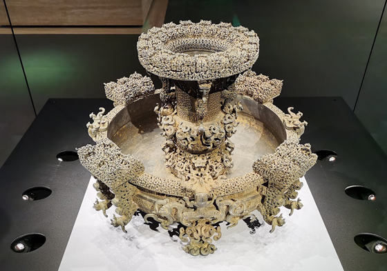 Pinnacle of bronze casting technology from more than 2,000 years ago