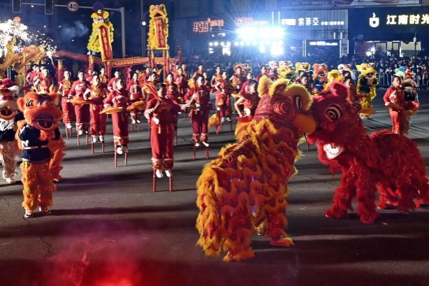 Cangxi comes alive for Lantern Festival celebrations