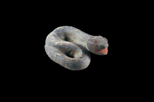 Stone snake inspires conjecture about ancient Shu culture