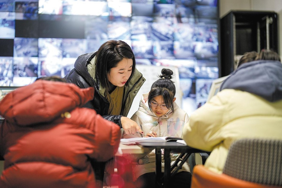 Police convert warehouse post into day care center