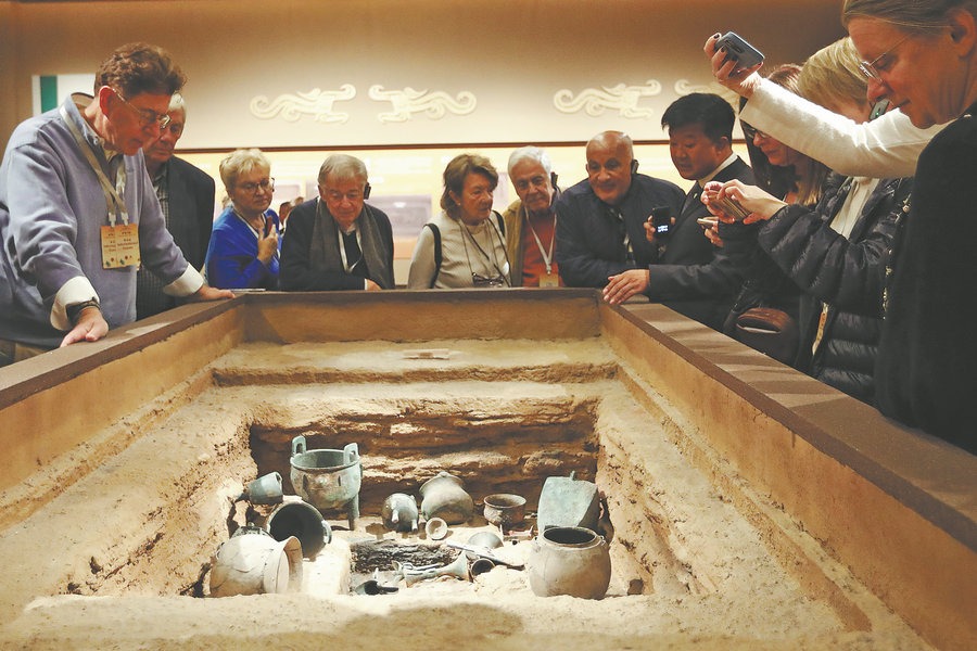 Revised law better protects cultural relics