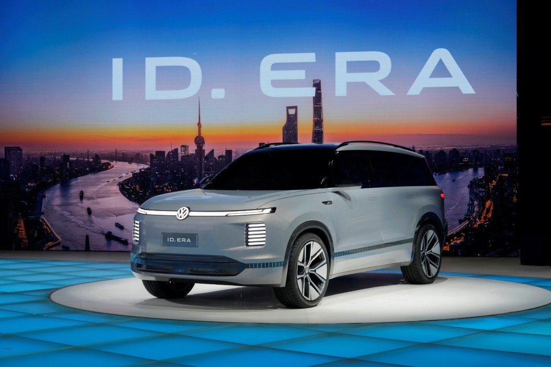 SAIC VW unveils first EREV concept ID. ERA