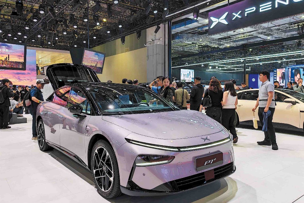 New models rev up sales for domestic automakers