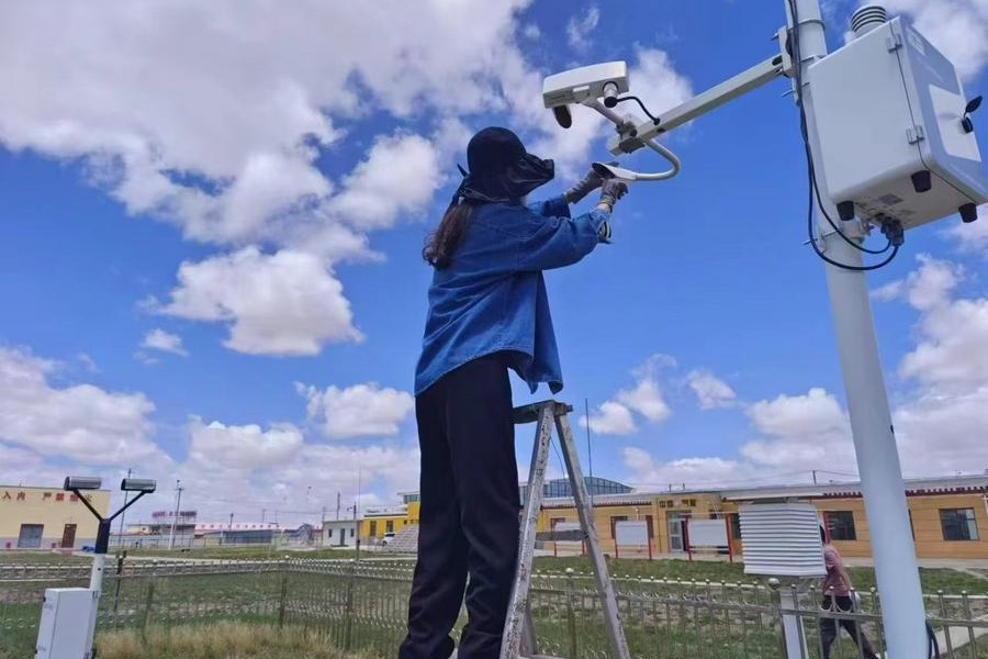 At 4,534 meters above sea level, they help monitor world climate change