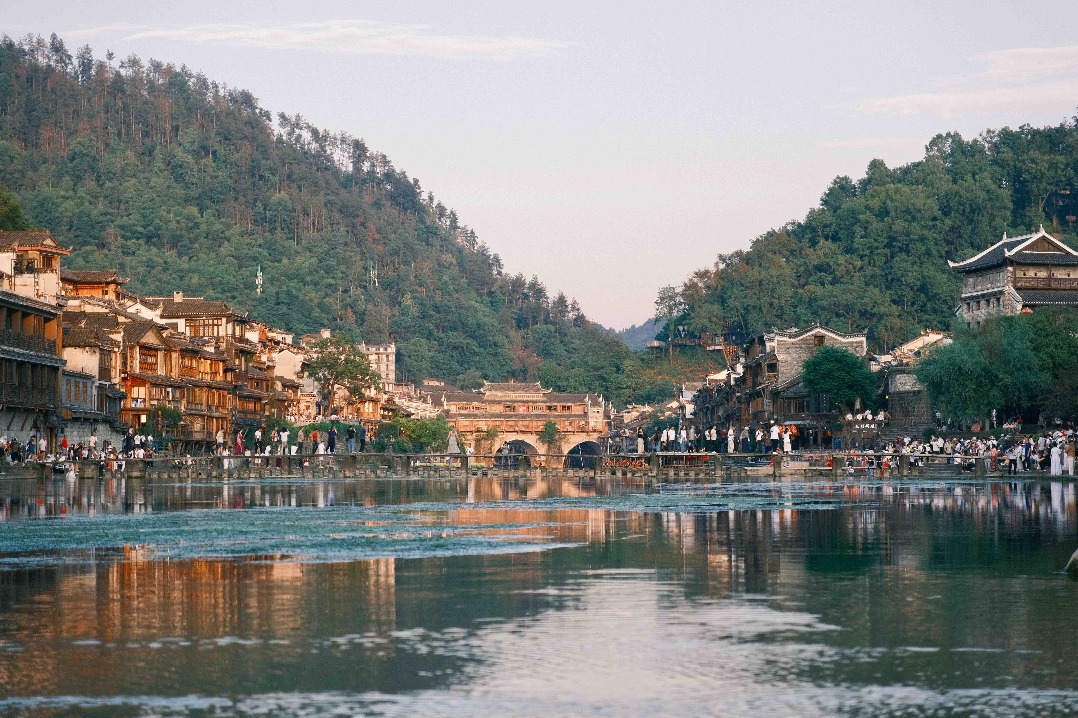 High-speed rail boosts Hunan-GBA tourism