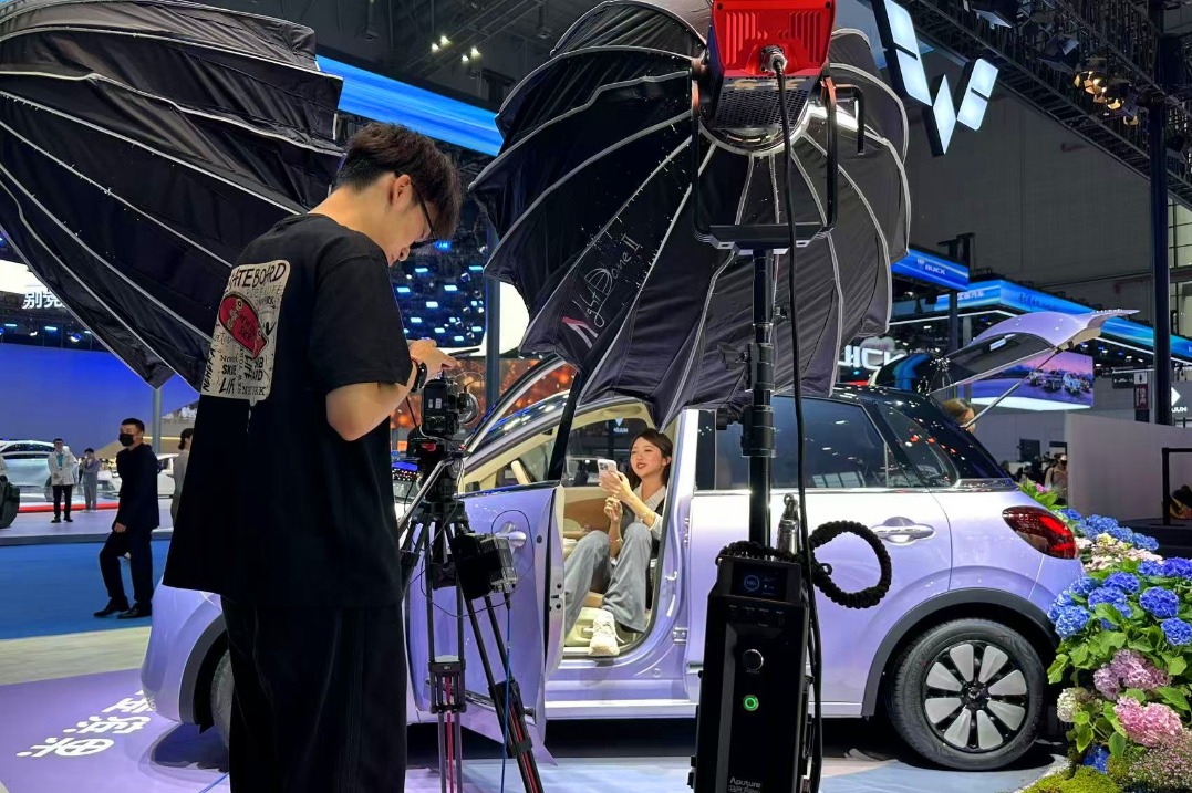 Gen Z turns to social media for car buying advice