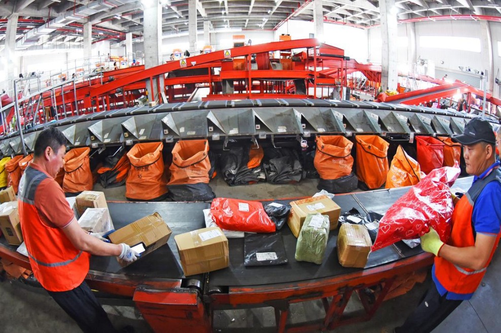 Midyear shopping festival shows robust purchasing power