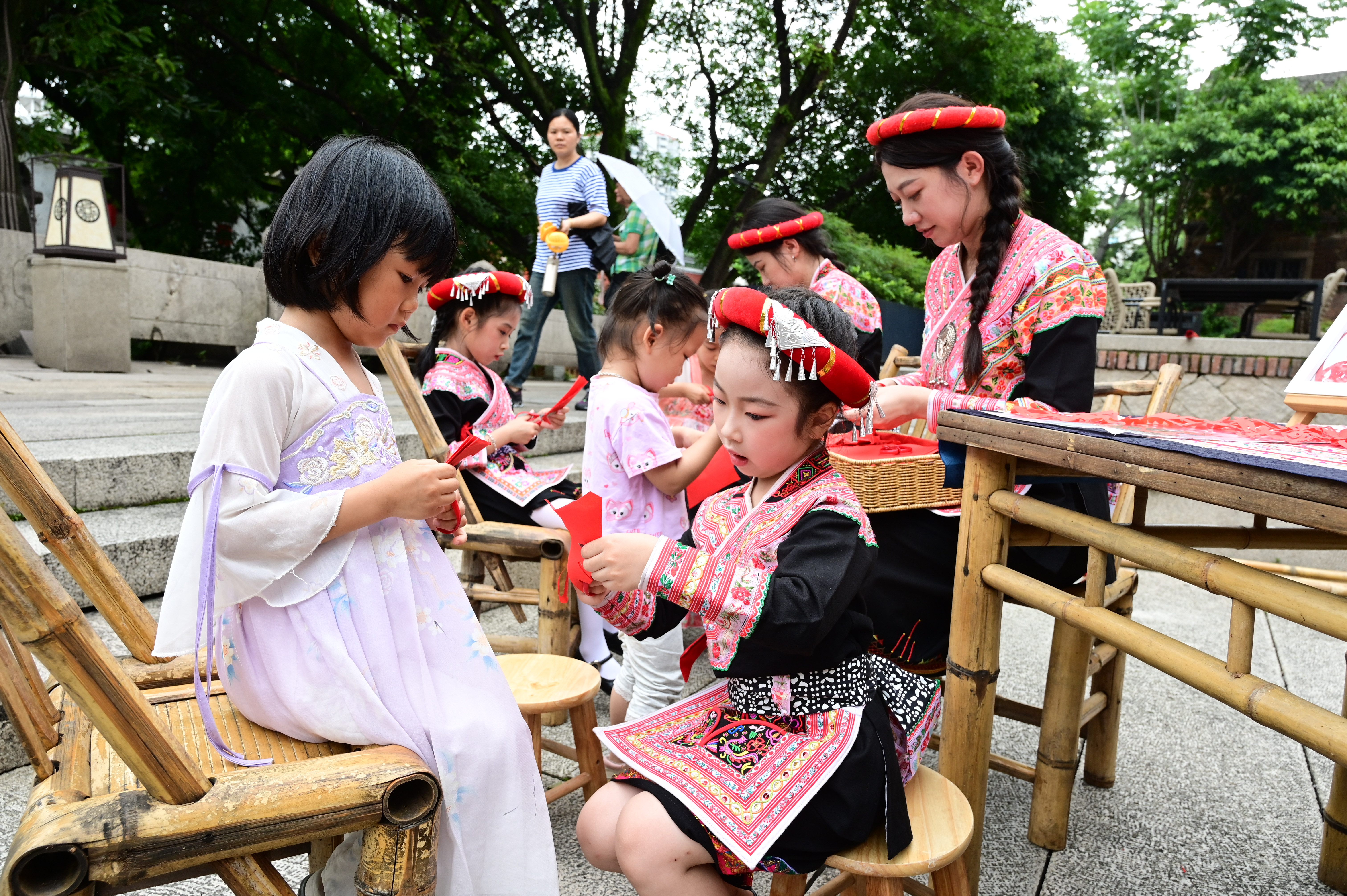Fujian's living heritage shines at cultural festival