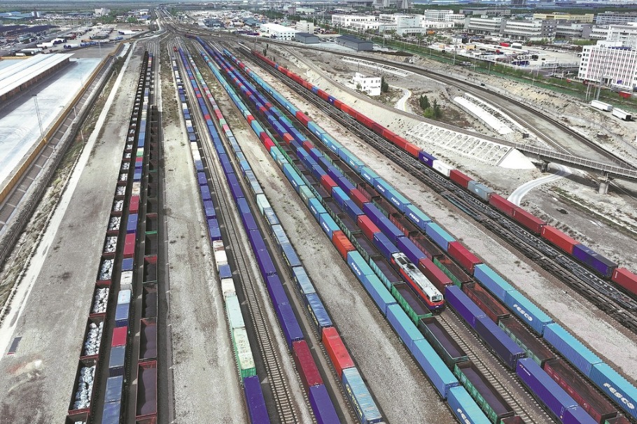 Trade thrives at Horgos land port