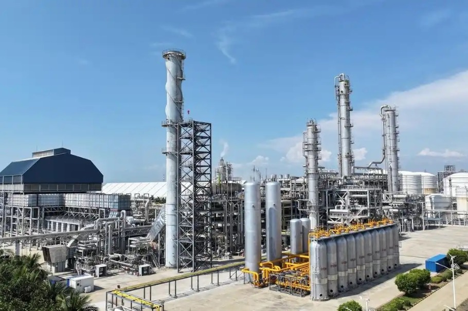 China's first green methanol injection completed on diesel-fueled vessel