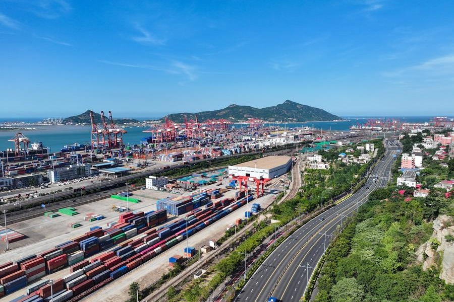 E-biz exports reach new high in 2024