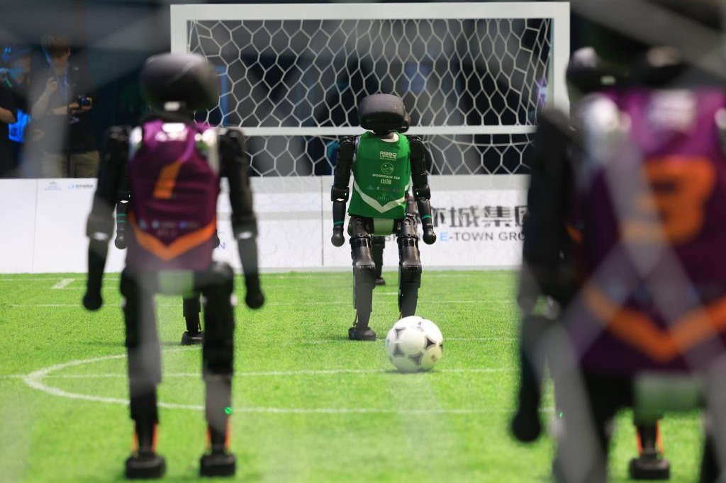 Intl teams sign up for humanoid robot games