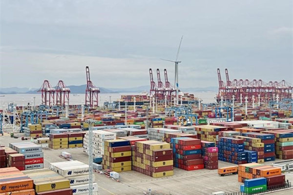 Zhoushan adopts new customs model to speed up cargo clearance