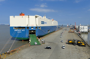 Shanghai broadens auto export reach with Yangtze River transit expansion