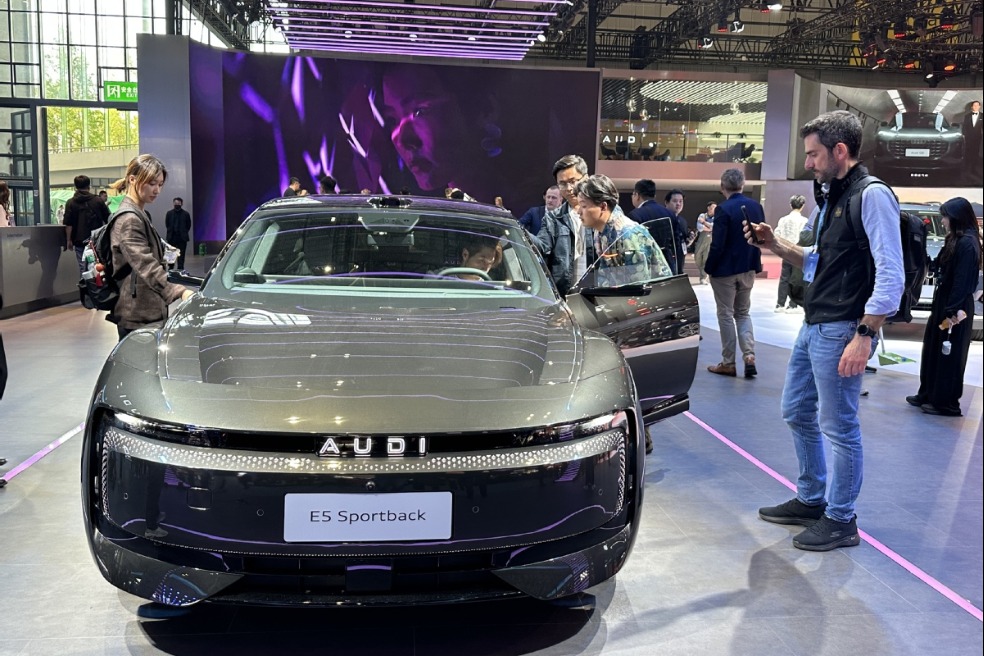 Foreign brands double down on smart driving