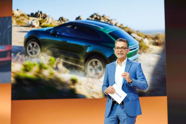 Prices go up as US tariffs hammer auto industry