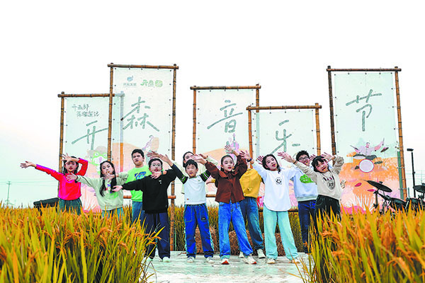 Green tourism grows along revived Grand Canal