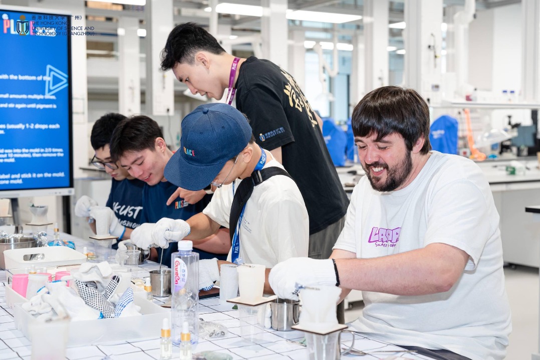 Global students gather for Guangzhou summer camp