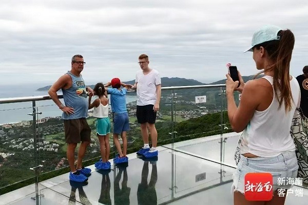 Hainan welcomes foreign tour guides as intl tourists swarm in