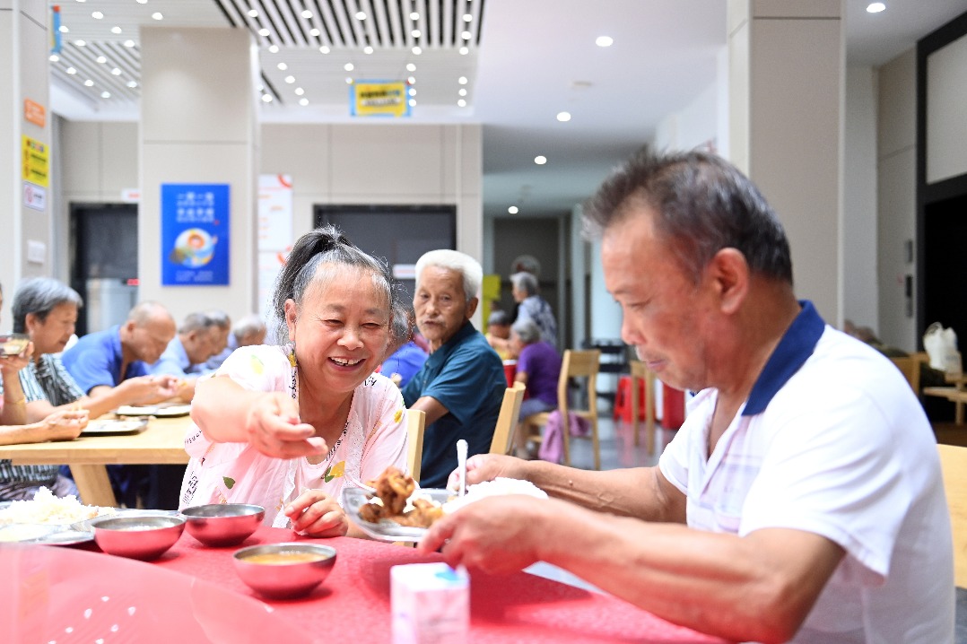 China's basic old-age insurance covers over 1.07 billion people: report