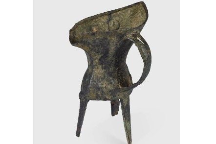 Over-3,000-year-old bronze wine vessel from Yuncheng Museum