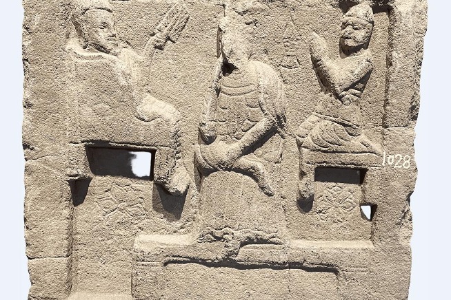 Stone carving from Shanxi captures a moment of Buddhist dialogue