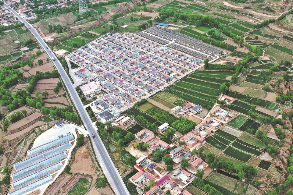 Solar project helps the sun shine on Huzhu's economy